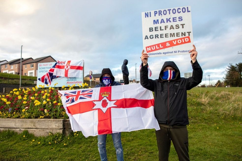 El descontento por el Brexit es creciente entre las facciones unionistas pro británicas en Irlanda del Norte.