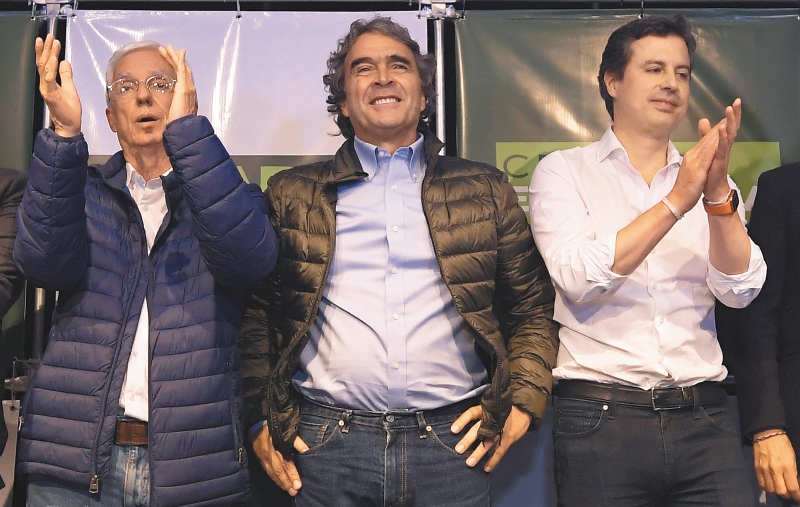 Robledo, Fajardo y Galán son algunos políticos de centro que estarán al margen del gobierno Petro.