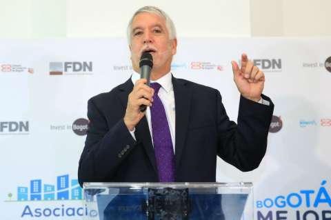 "Sólo hubo problemas con las basuras en un 20 % de la ciudad y por una semana": Peñalosa