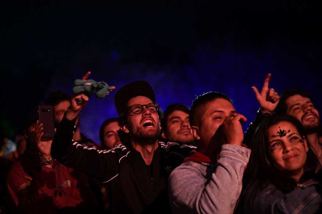 Banda de soul psicodélico encabezada por el cantante Eric Burton y el guitarrista y productor Adrian Quesada durante el primer día del festival Estereo Picnic 2022