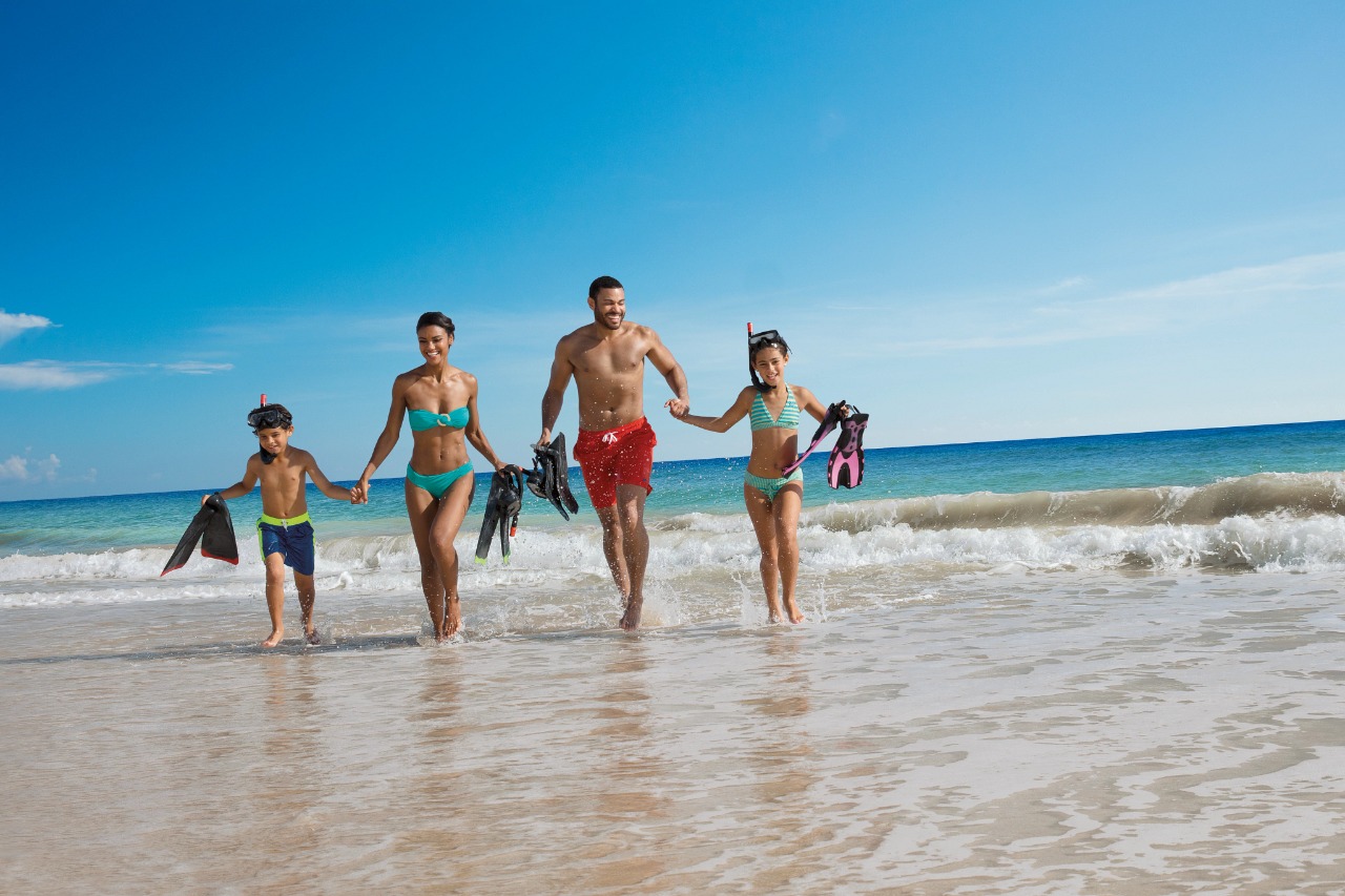 La playa es un componente indispensable para ofrecer la experiencia que distingue a los resorts todo incluido de lujo.