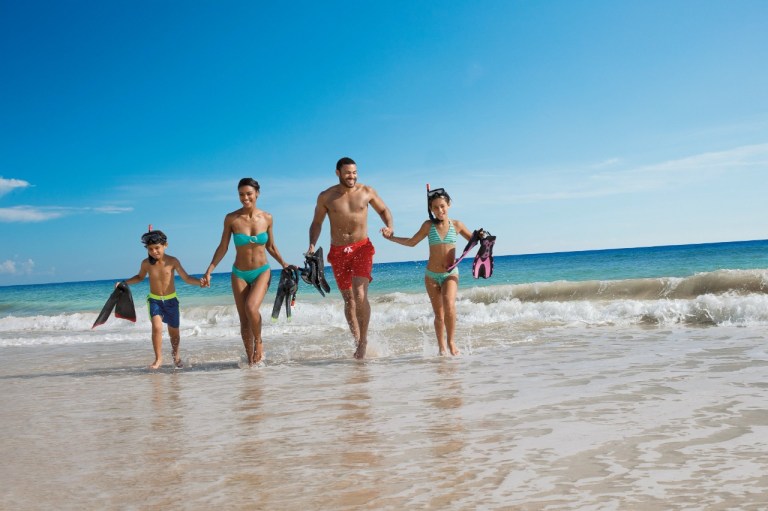 ¿Qué debe tener un destino para el desarrollo de un resort todo incluido de lujo?