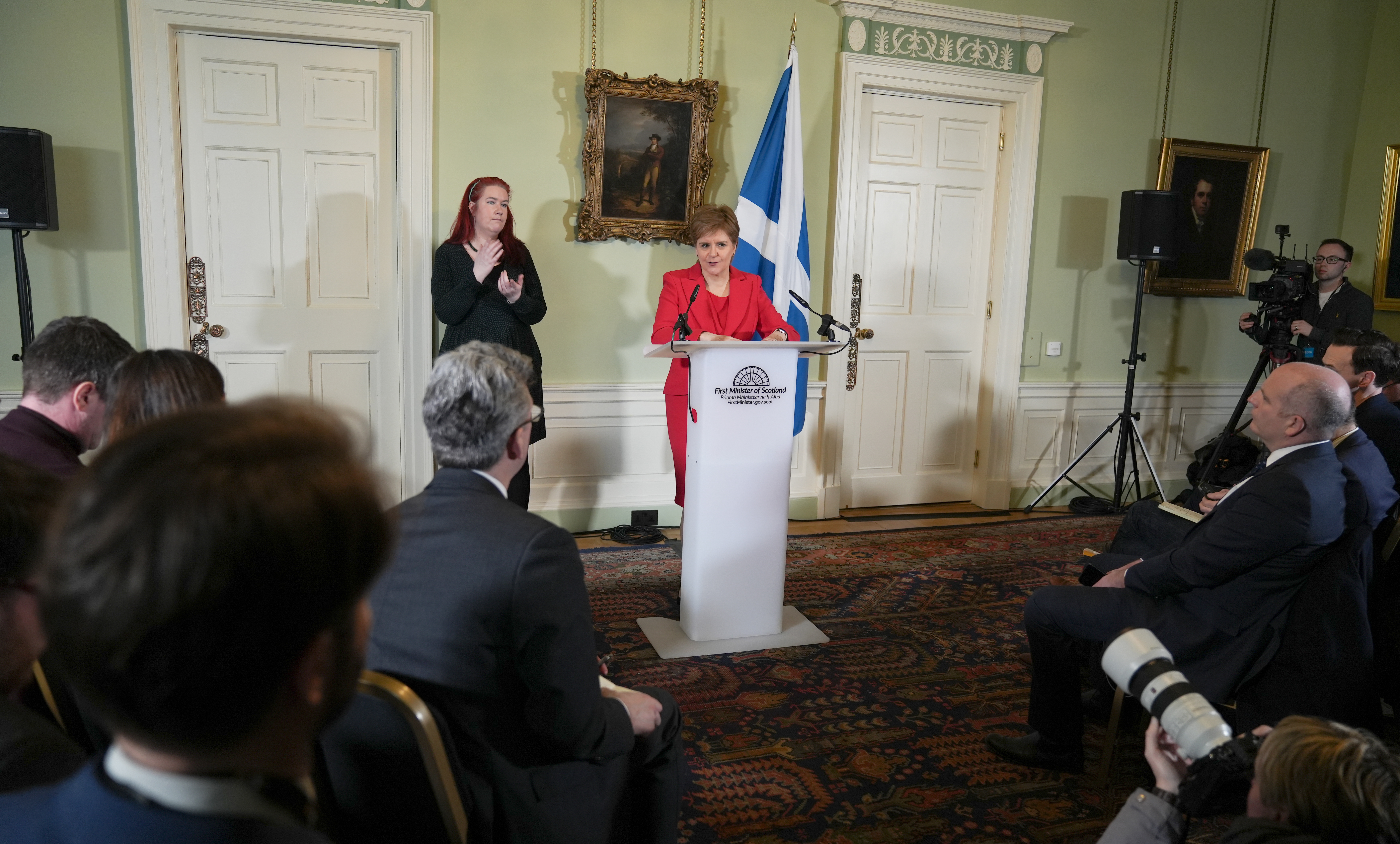 Edinburgh (United Kingdom), 15/02/2023.- A handout photo made available by the Scottish Government shows Scottish First Minister Nicola Sturgeon speaks at a press conference at Bute House in Edinburgh, Scotland, Britain, 15 February 2023. Sturgeon announced she will stand down as First Minister of Scotland and will remain in office until her successor is found. (Reino Unido, Edimburgo) EFE/EPA/SCOTTISH GOVERNMENT / HANDOUT MANDATORY CREDIT HANDOUT EDITORIAL USE ONLY/NO SALES