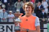 Zverev sorprende a Djokovic y se corona campeón en Roma