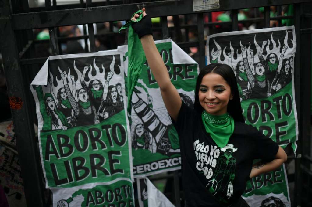 Imágenes de la manifestación por el aniversario de la despenalización del aborto.