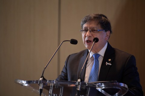 Magistrado Ibáñez, a “retractarse y presentar excusas”