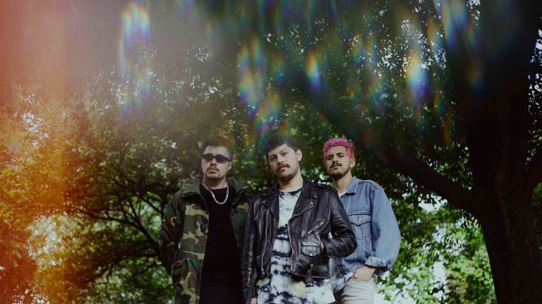 Telebit lanza su cuarto álbum de estudio “Caída libre”