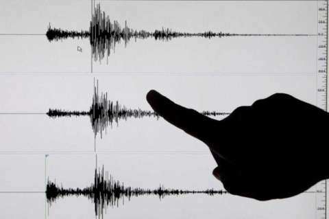 Reportan fuerte sismo en Santander