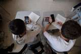 Restringen el uso de celulares en colegios públicos de Ibagué, ¿en qué consiste la medida?
