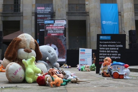 Resocializar al abusador: parte de la política que busca proteger a niños y niñas