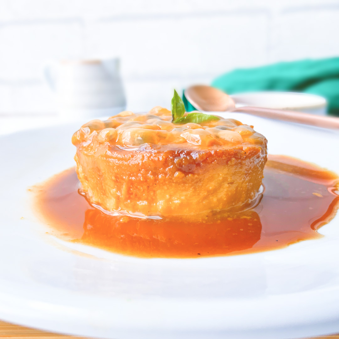 Este flan viene bien para justo para acompañar un té o un buen café.