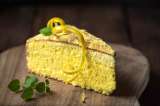 Fresco y esponjoso: esta es la receta para preparar un pastel de limón