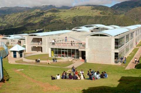 Distrito busca fomentar ciencia y tecnología en colegios distritales