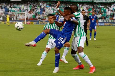Jugadores de Millonarios denunciaron ataques a su bus en Medellín