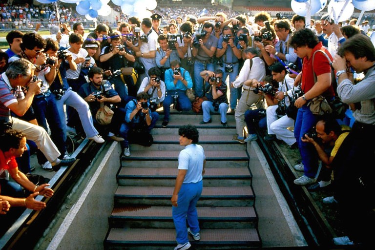 Cannes: Maradona, una crónica del dios caído