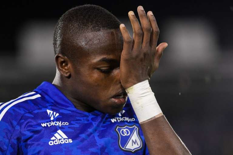 Alarmante caída en Bogotá de Millonarios, que todavía no asegura su clasificación a las finales. Pereira, con la victoria, se metió en los ocho.