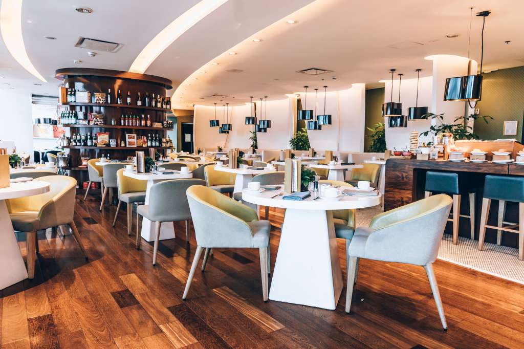 El restaurante Jairo, del W Bogota, tiene como objetivo la reinterpretación de la cocina con ingredientes que reconectan a los colombianos con sus raíces.