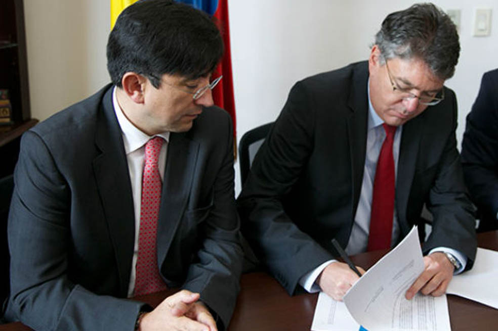 Diego Molano Vega, ministro de las TIC y Mauricio Cárdenas Santamaría ministro de Hacienda. /Cortesía MinTIC