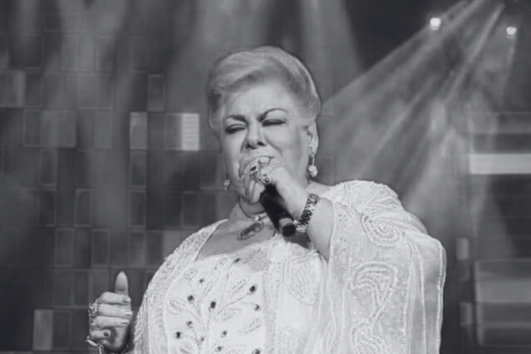 Paquita la del Barrio falleció: los outfits de un ícono
