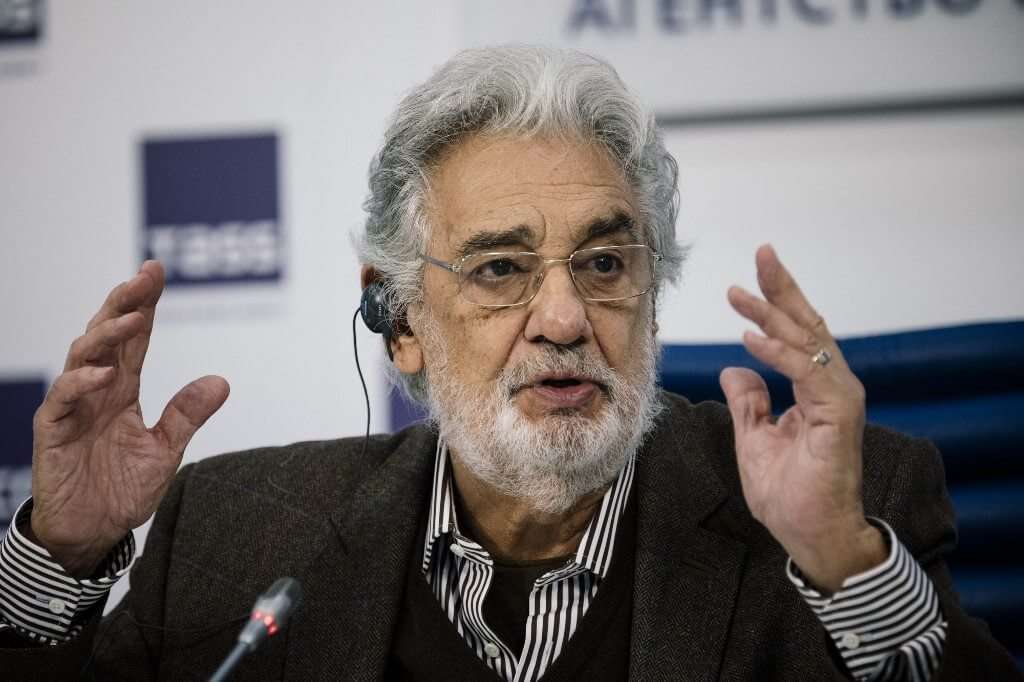 Acusado por 20 mujeres, Plácido Domingo renunció como director general de la Ópera de Los Ángeles, después llevar como director del ente desde 2003 y haber estado vinculado a la institución desde su creación hace tres décadas. / AFP