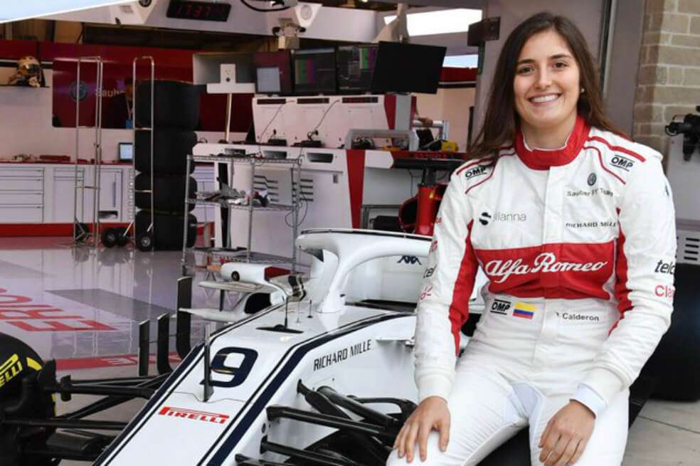 Tatiana Calderón, piloto bogotana del equipo Alfa Romeo de Fórmula Uno. / Cortesía Escudería Sauber