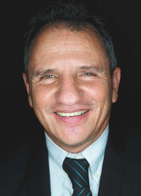 John Jaime González: El creador de las estrellas