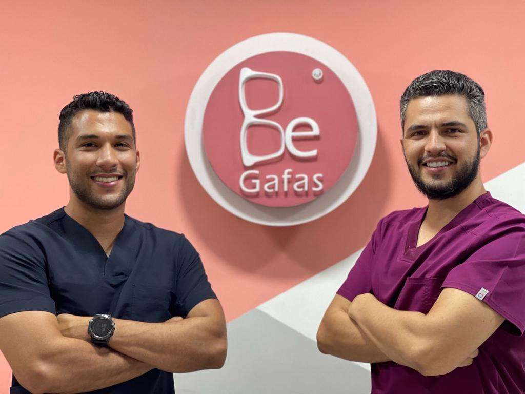 Be gafas