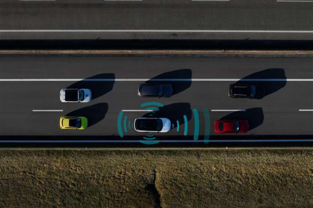 Así es la nueva tecnología autónoma nivel 3 “manos libres” de Stellantis