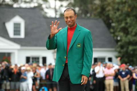 Tiger Woods fue demandado por la muerte de uno de sus empleados