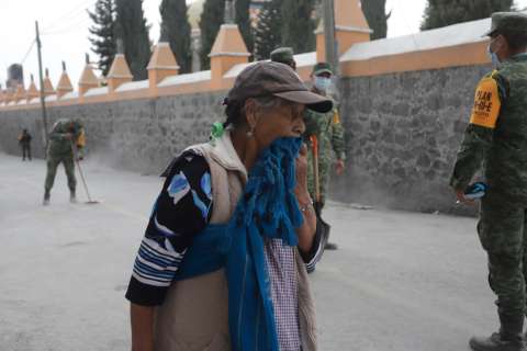 Así viven la emergencia los vecinos del volcán Popocatépetl