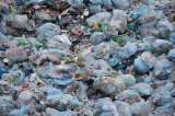 Un paso más para reciclar: gobierno reglamenta color de bolsas plásticas