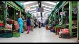Así es trabajar en la Plaza de Mercado de Paloquemao de Bogotá