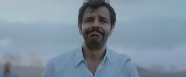 Eugenio Derbez abraza su faceta dramática con la película “Radical”