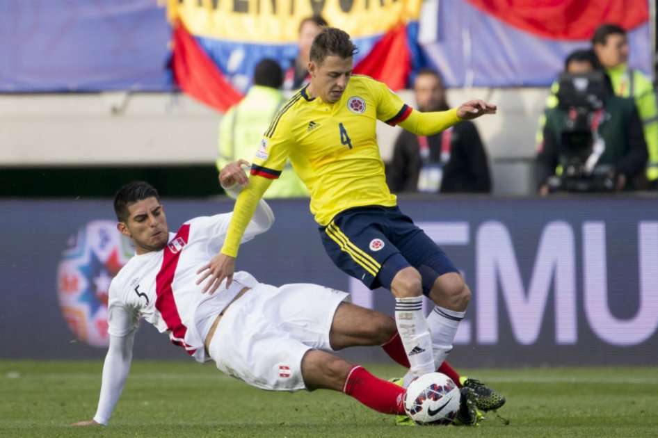 Santiago Arias, lateral derecho de la Selección Colombia. Foto: AFP