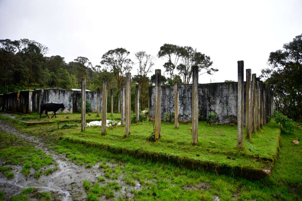 Ruinas del campamento que utilizaron los obreros durante la construcción de Chingaza. Los restos fueron utilizados para construir la nueva casa de los Avellaneda.