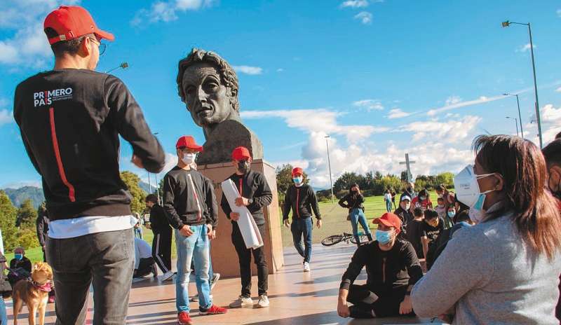 Primero País hace presencia en 19 municipios del país y tiene 65 candidatos a los CMJ. / Archivo