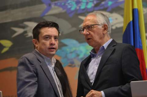 Congresistas criticaron debate de reforma a la salud: “Extras que nunca debieron ser”