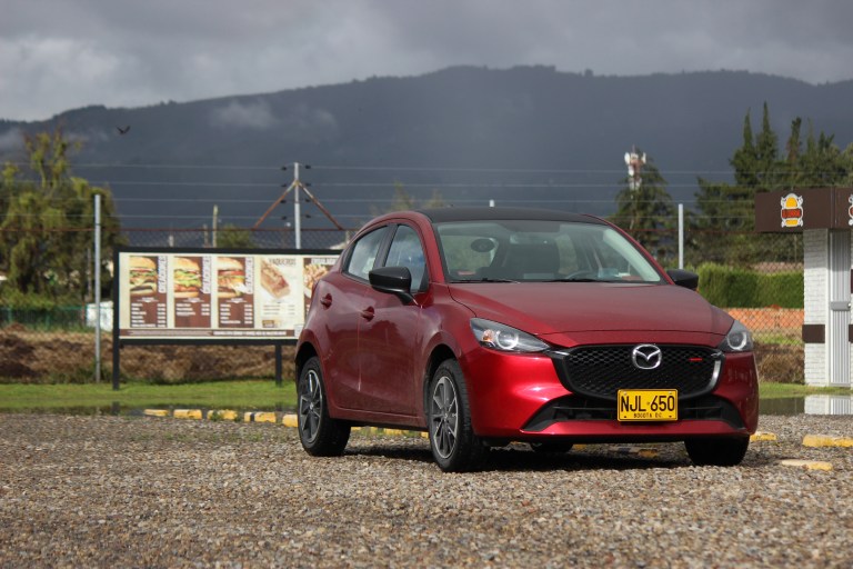 El precio del Mazda 2 Grand Touring LX Carbon Edition es de $97’500.000.