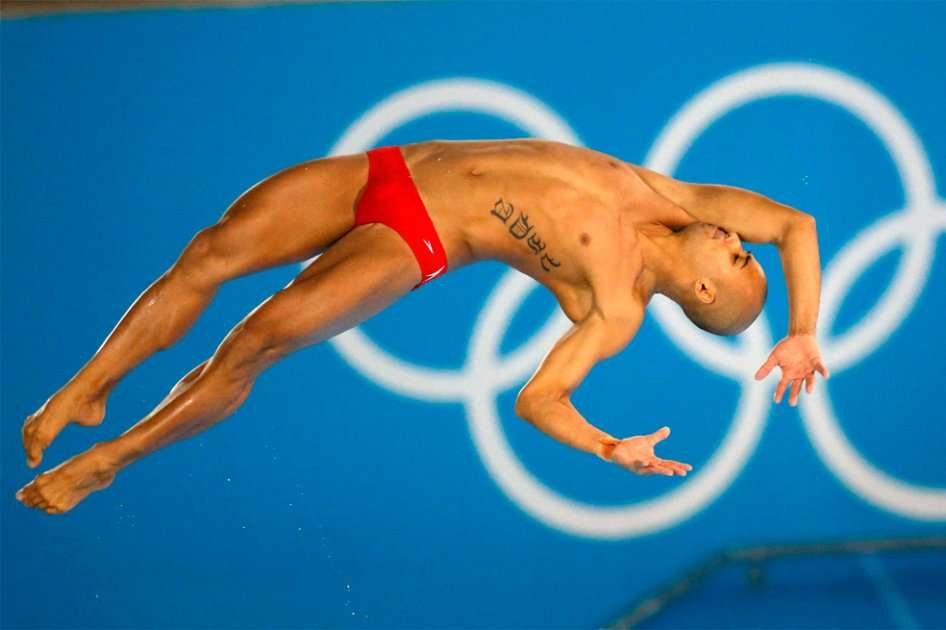 Víctor Hugo Ortega Serna clavadista colombiano en Londres 2012 - EFE