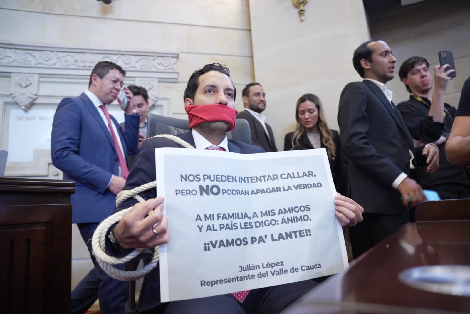 La respuesta de Julián López al partido de la U