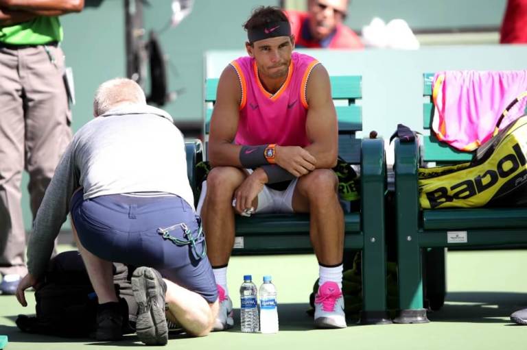 Nadal se retiró de Indian Wells por lesión y pone a Federer en la final