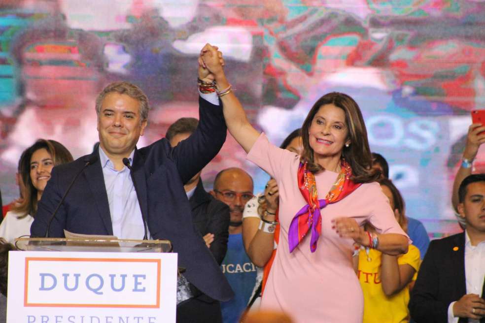 La colectividad azul acordó una serie de requerimientos a los candidatos a la Casa de Nariño, entre ellos, estricta vigilancia al Acuerdo de Paz. La solución al problema global de las drogas fue otro punto clave.
/ Cortesía