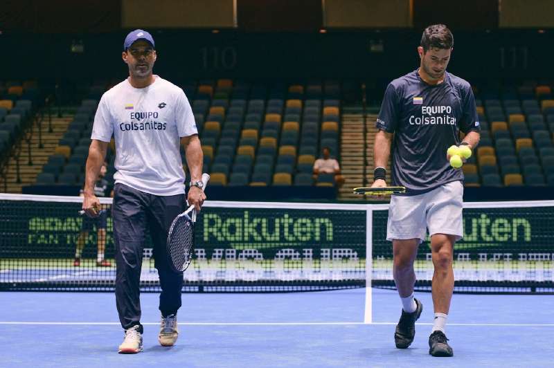 Alejandro Falla, capitán del equipo colombiano, y Nicolás Mejía, raqueta número uno ante Estados Unidos. / Fedecoltenis