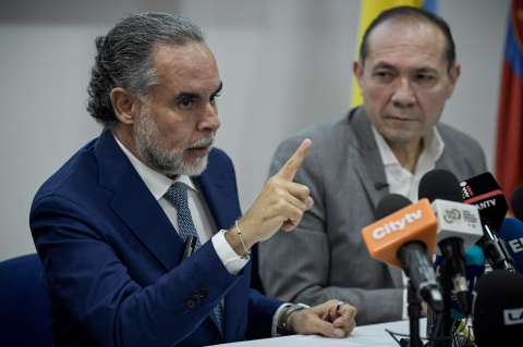 “No tenemos mayorías en Senado, pero soy optimista”: Benedetti presentó la consulta