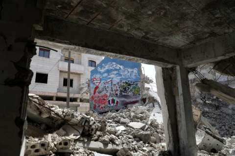 Israel promete continuar con ataques en Siria a pesar de crisis sanitaria