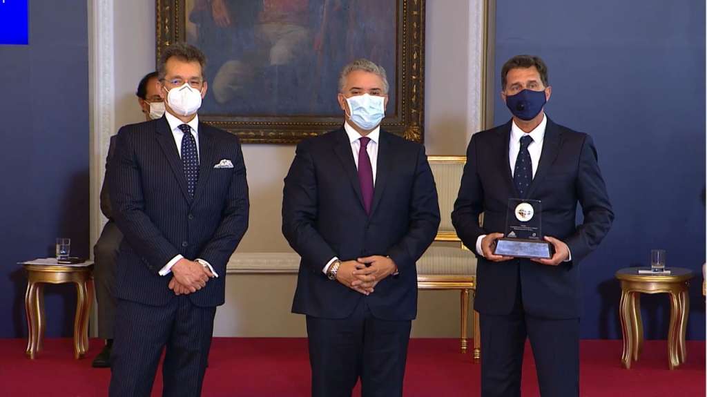 El Presidente de la República, Iván Duque Márquez hace entrega del Premio Nacional de Exportaciones.
