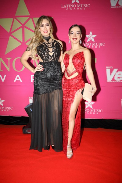 Nanis Ochoa y Elianis Garrido