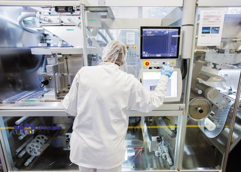 Así va la otra carrera: obtener un medicamento contra el covid-19