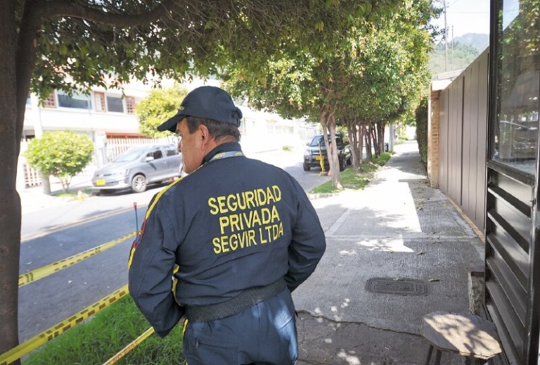 En auto y en bici: un paseo por la productividad colombiana