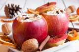 Cómo hacer manzanas rellenas al vapor